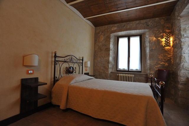 הוילה Montecchio  Il Casale Di Mario מראה חיצוני תמונה